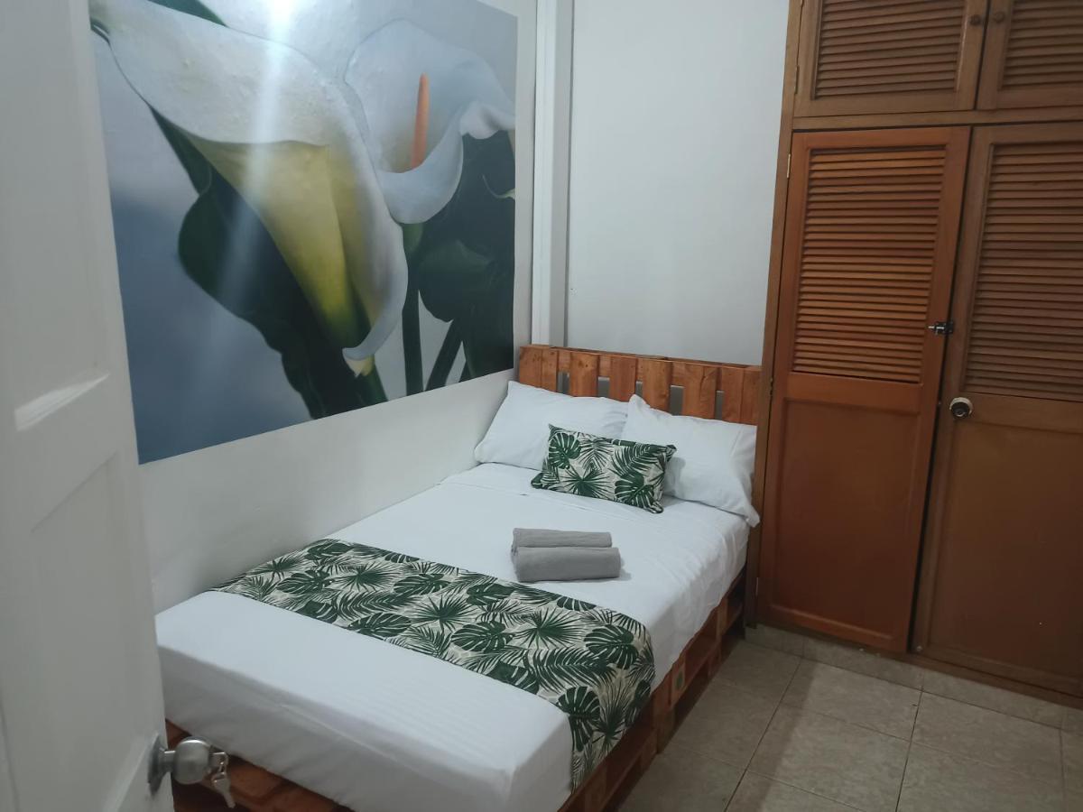 Hospedajes El Jardin Envigado Luaran gambar